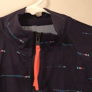 Carve Design Arrow Rash Guard NWOT